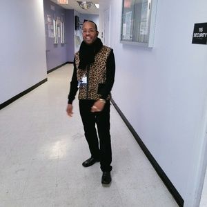 Meet your Posher, Antonio